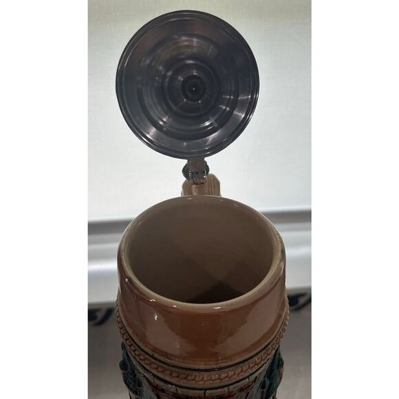 RARE VINTAGE 4 LITER GERZ 22” TALL, "TOWER WITH STROLLING COUPLE" GERMAN STEIN - Picture 6 of 8